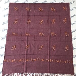 High contrast attractive taar kashi woolen shawl