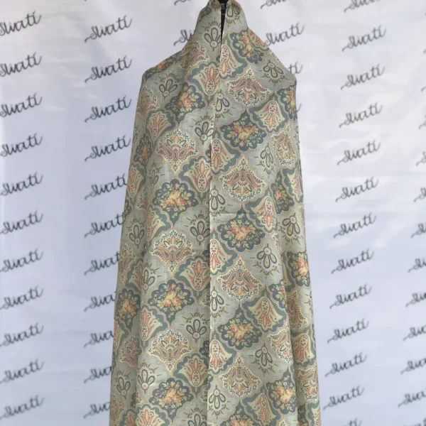 Women woolen shawl with attractive printed desing